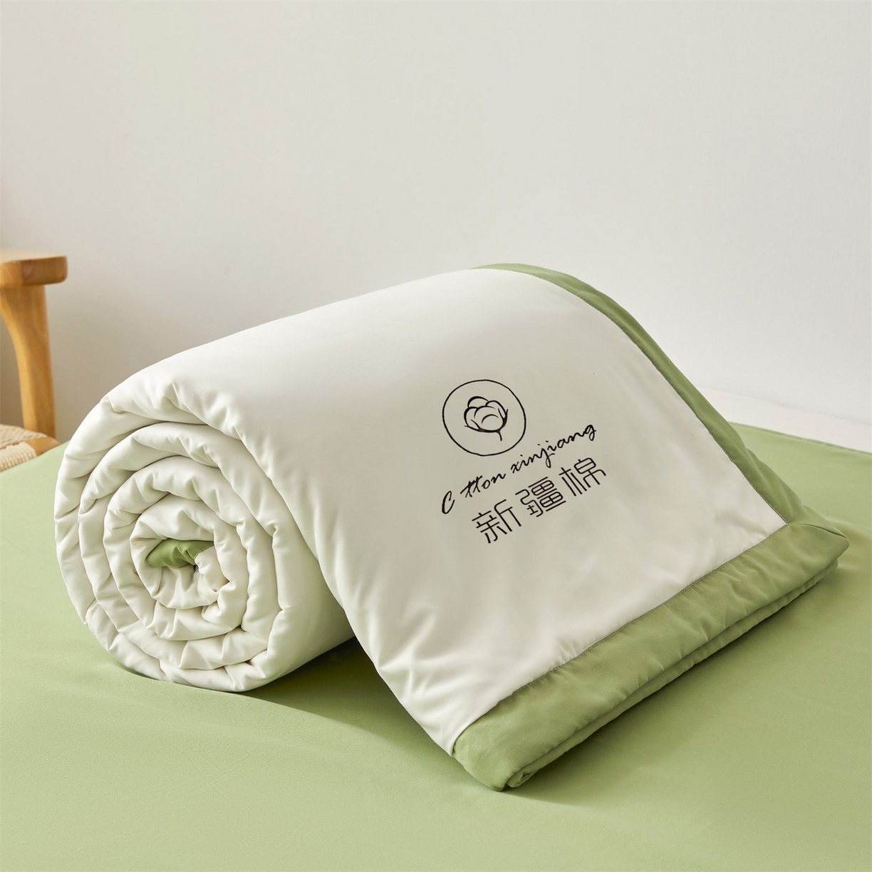 91家纺网 家纺一手货源 找家纺 梵蒂莎 【地板价】2026新品水洗棉新疆棉花夏被纯色夏被格子小清新空调被被子被芯（需要买家秀，加微信） 白绿-绿边