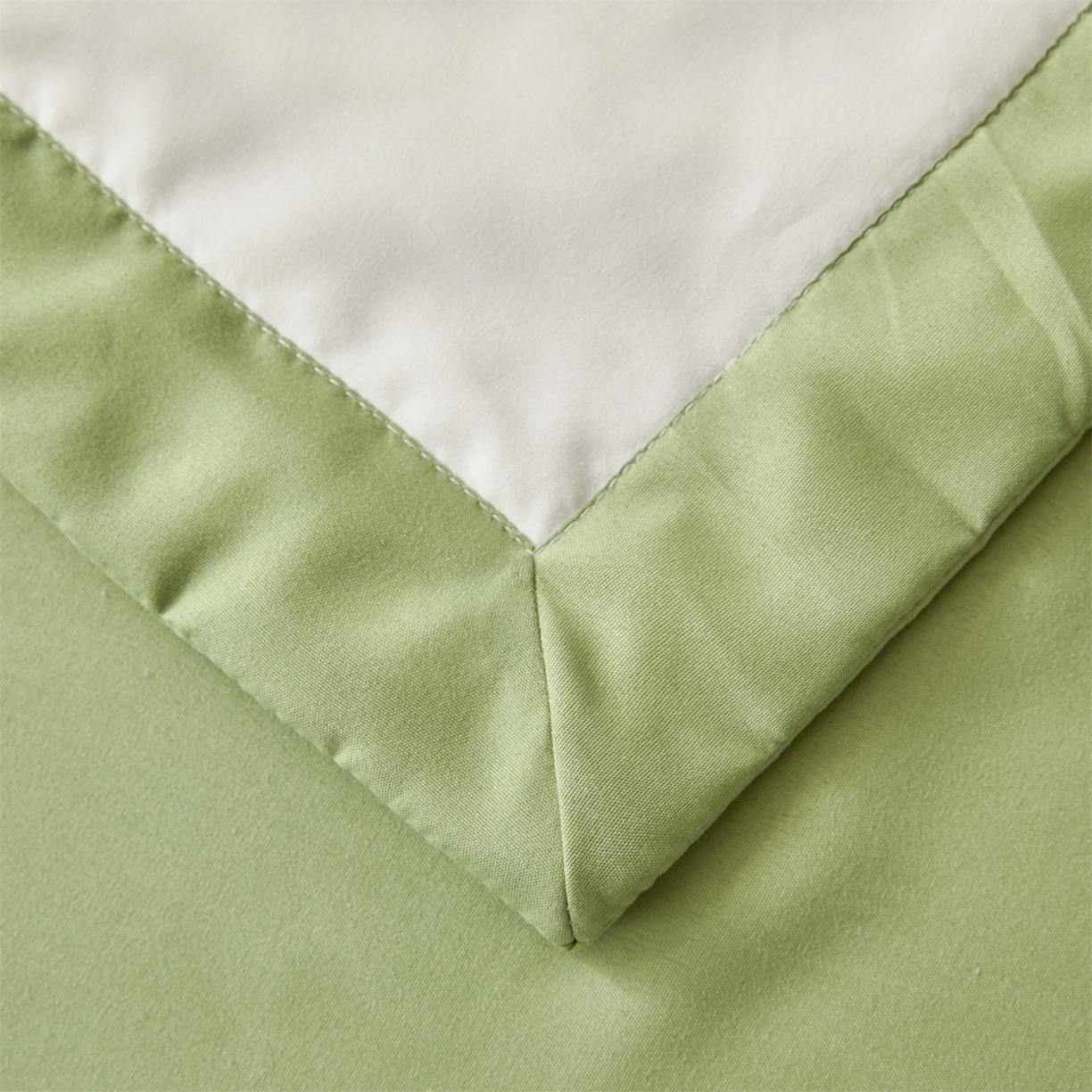 91家纺网 家纺一手货源 找家纺 梵蒂莎 【地板价】2026新品水洗棉新疆棉花夏被纯色夏被格子小清新空调被被子被芯（需要买家秀，加微信） 白绿-绿边