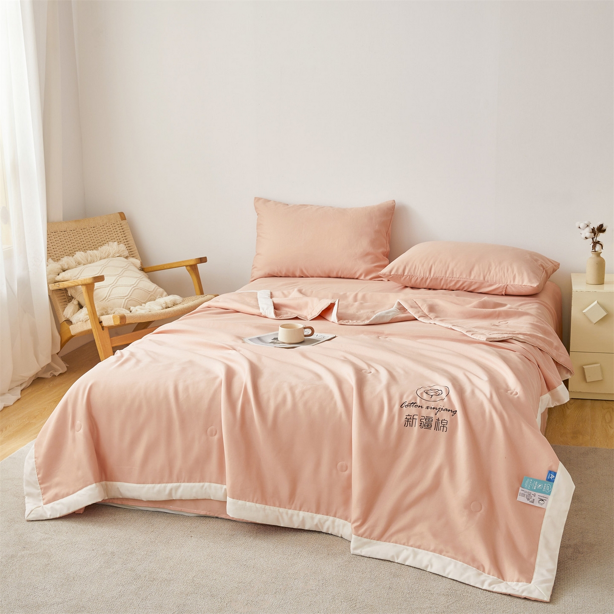 91家纺网 家纺一手货源 找家纺 梵蒂莎 【地板价】2026新品水洗棉新疆棉花夏被纯色夏被格子小清新空调被被子被芯（需要买家秀，加微信） 粉玉-白边