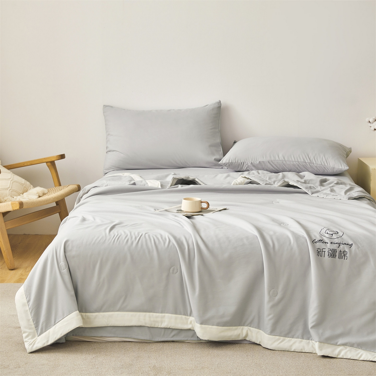 91家纺网 家纺一手货源 找家纺 梵蒂莎 【地板价】2026新品水洗棉新疆棉花夏被纯色夏被格子小清新空调被被子被芯（需要买家秀，加微信） 灰色-白边