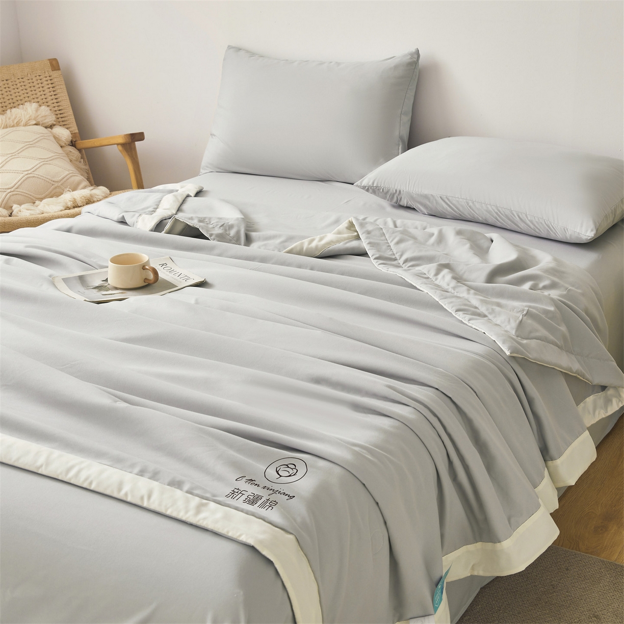 91家纺网 家纺一手货源 找家纺 梵蒂莎 【地板价】2026新品水洗棉新疆棉花夏被纯色夏被格子小清新空调被被子被芯（需要买家秀，加微信） 灰色-白边