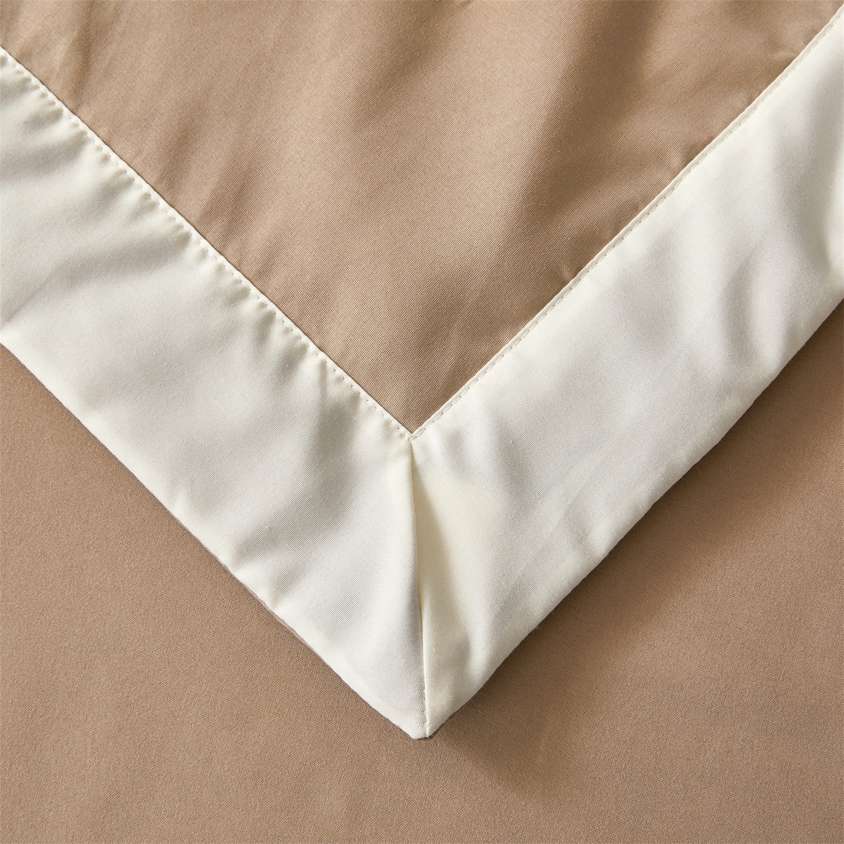 91家纺网 家纺一手货源 找家纺 梵蒂莎 【地板价】2026新品水洗棉新疆棉花夏被纯色夏被格子小清新空调被被子被芯（需要买家秀，加微信） 咖色-白边