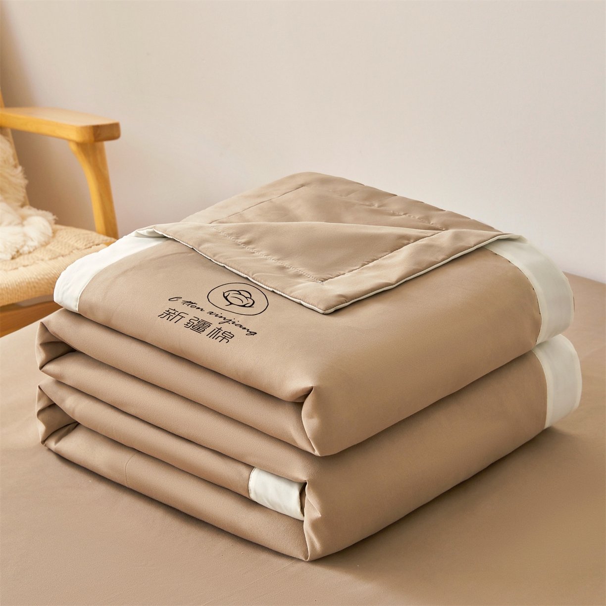 91家纺网 家纺一手货源 找家纺 梵蒂莎 【地板价】2026新品水洗棉新疆棉花夏被纯色夏被格子小清新空调被被子被芯（需要买家秀，加微信） 咖色-白边