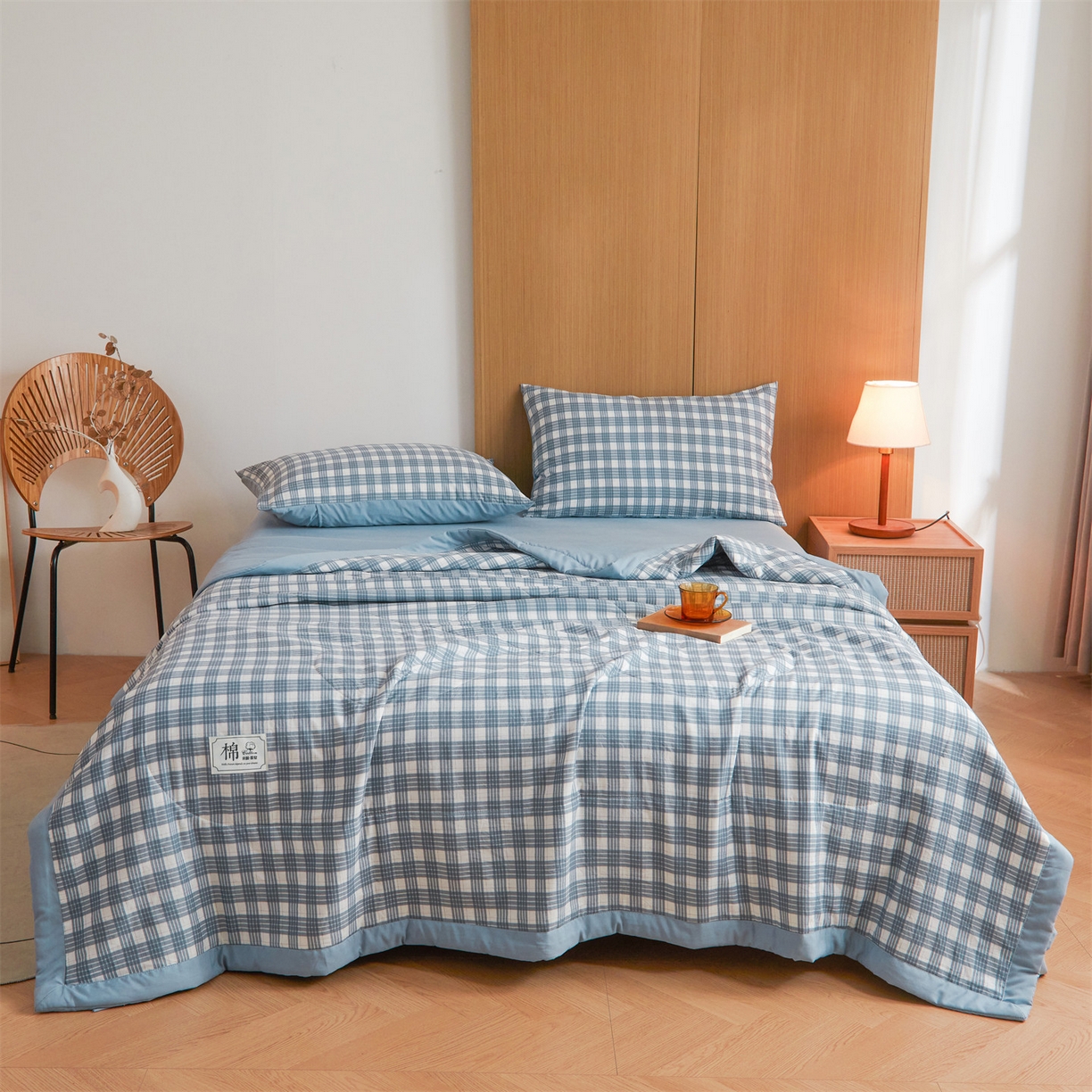 91家纺网 家纺一手货源 找家纺 梵蒂莎 【地板价】2026新品水洗棉新疆棉花夏被无印风夏被格子空调被被子被芯（需要买家秀，加微信） 澳白-蓝