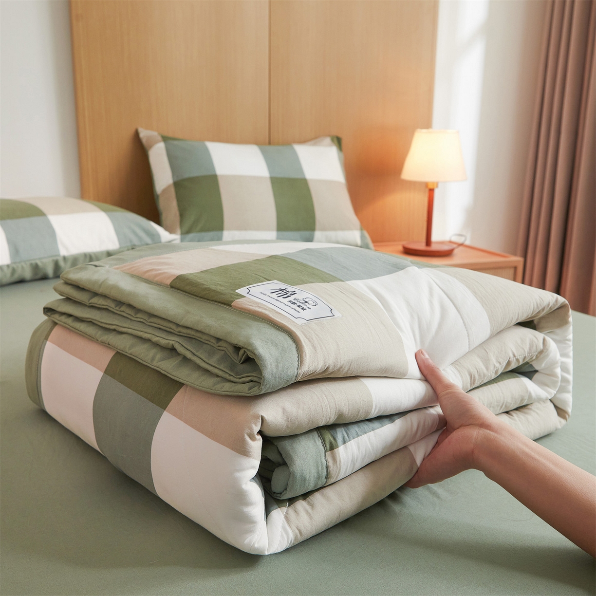 91家纺网 家纺一手货源 找家纺 梵蒂莎 【地板价】2026新品水洗棉新疆棉花夏被无印风夏被格子空调被被子被芯（需要买家秀，加微信） 绿大格