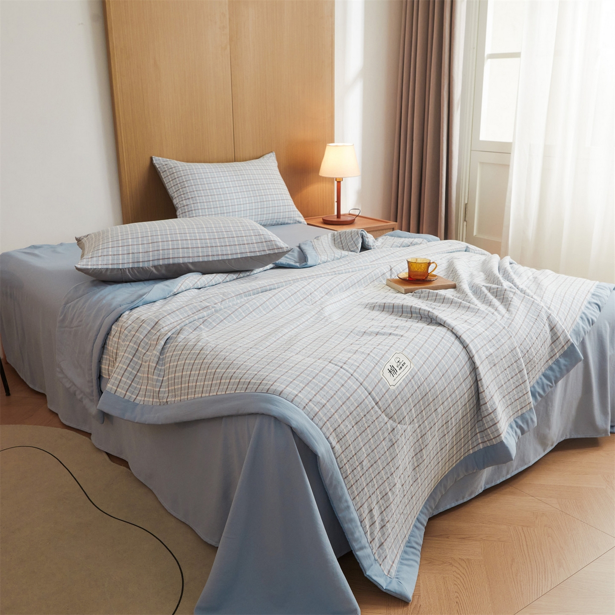 91家纺网 家纺一手货源 找家纺 梵蒂莎 【地板价】2026新品水洗棉新疆棉花夏被无印风夏被格子空调被被子被芯（需要买家秀，加微信） 若兮-蓝