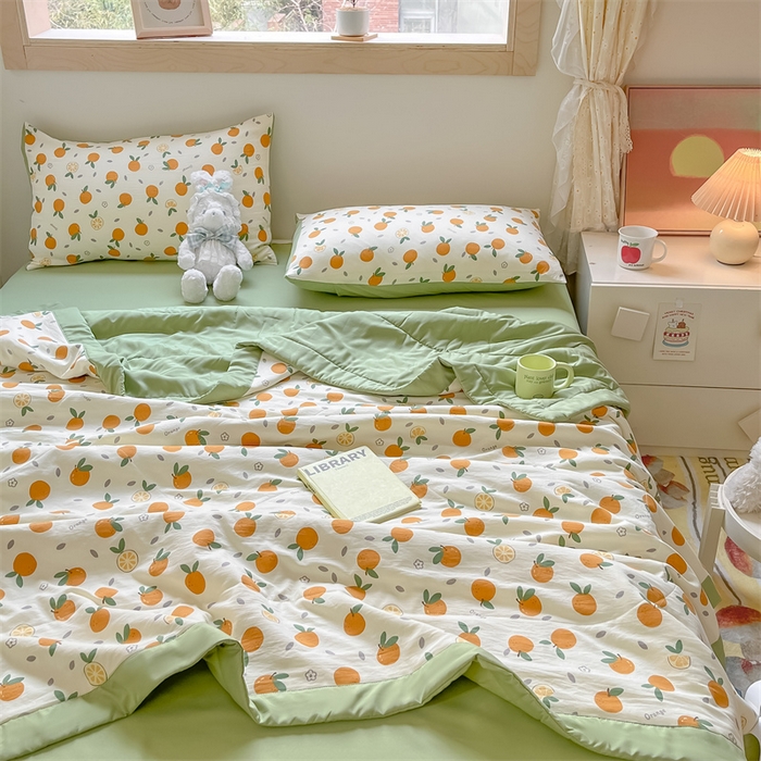 91家纺网 家纺一手货源 找家纺 梵蒂莎 【地板价】2026新品水洗棉新疆棉花夏被印花夏被格子小清新空调被被子被芯（需要买家秀，加微信） 橙意满满-绿