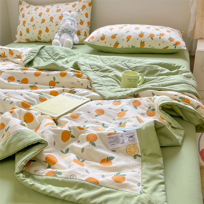 91家纺网 家纺一手货源 找家纺 梵蒂莎 【地板价】2026新品水洗棉新疆棉花夏被印花夏被格子小清新空调被被子被芯（需要买家秀，加微信） 橙意满满-绿