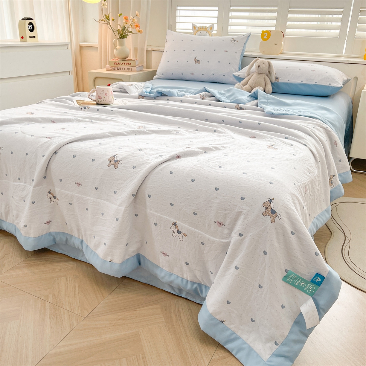 91家纺网 家纺一手货源 找家纺 梵蒂莎 【地板价】2026新品水洗棉新疆棉花夏被印花夏被格子小清新空调被被子被芯（需要买家秀，加微信） 爱心木马