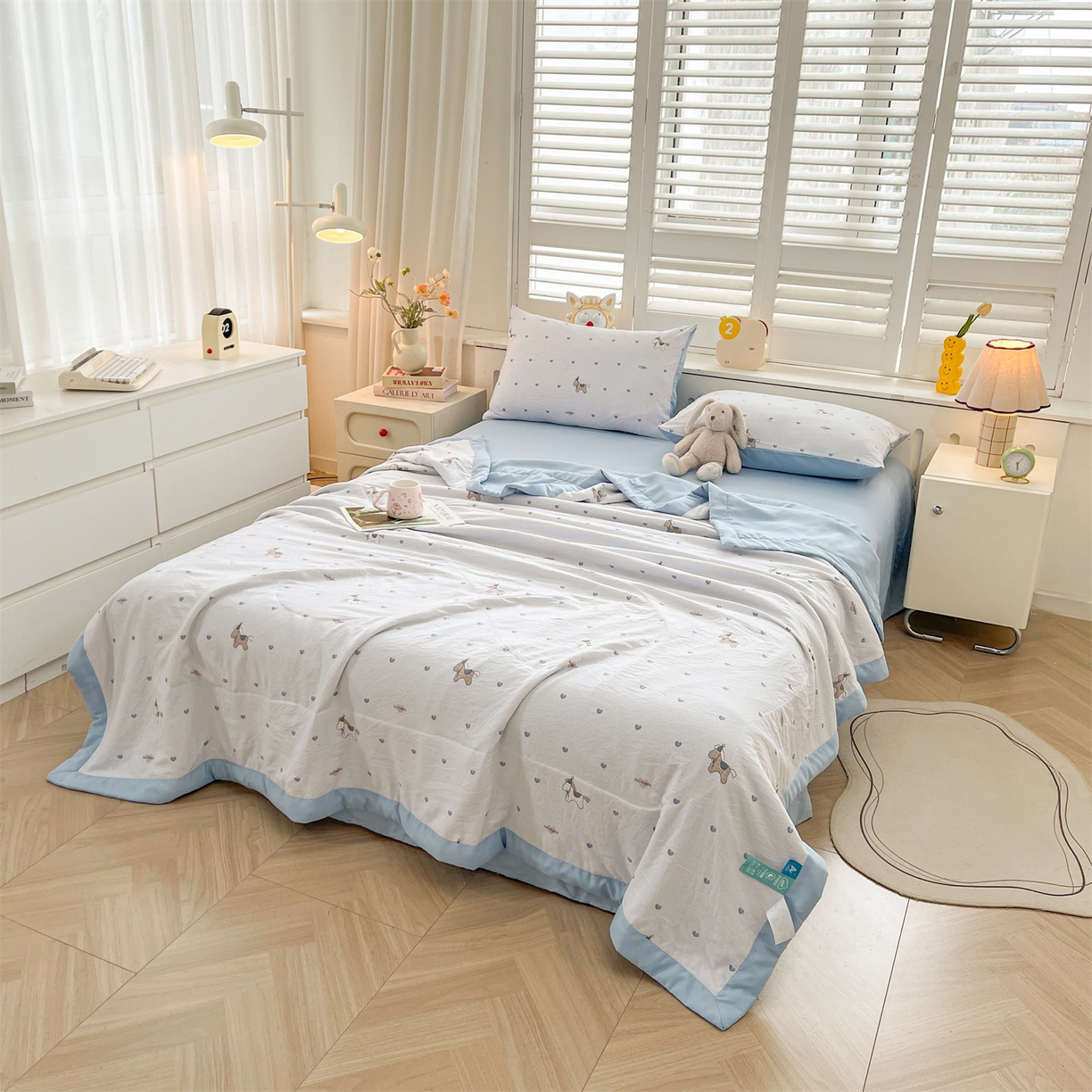 91家纺网 家纺一手货源 找家纺 梵蒂莎 【地板价】2026新品水洗棉新疆棉花夏被印花夏被格子小清新空调被被子被芯（需要买家秀，加微信） 爱心木马