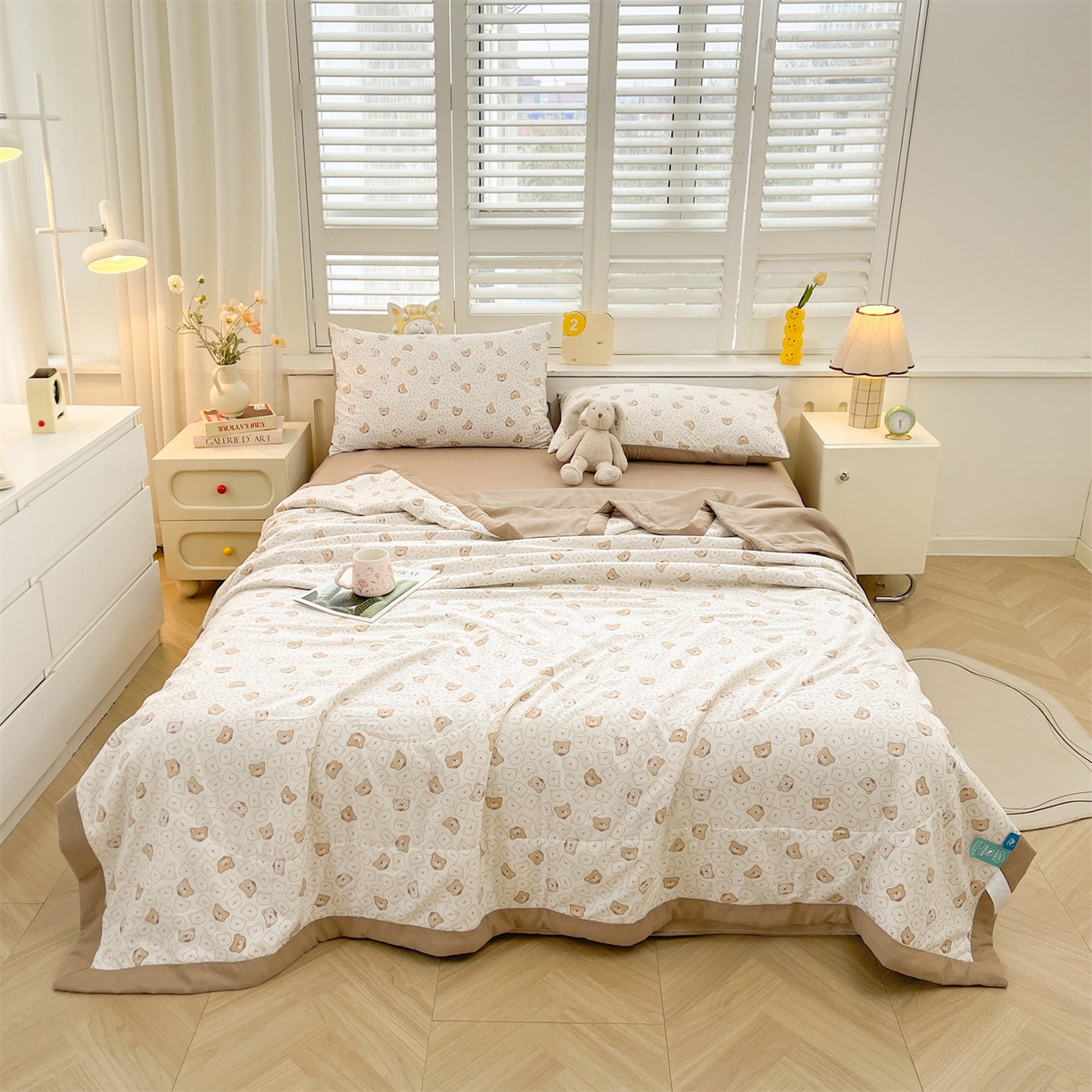 91家纺网 家纺一手货源 找家纺 梵蒂莎 【地板价】2026新品水洗棉新疆棉花夏被印花夏被格子小清新空调被被子被芯（需要买家秀，加微信） 抱抱熊