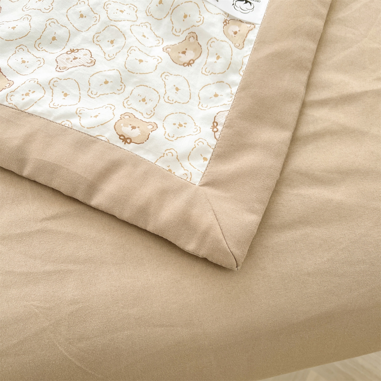 91家纺网 家纺一手货源 找家纺 梵蒂莎 【地板价】2026新品水洗棉新疆棉花夏被印花夏被格子小清新空调被被子被芯（需要买家秀，加微信） 抱抱熊