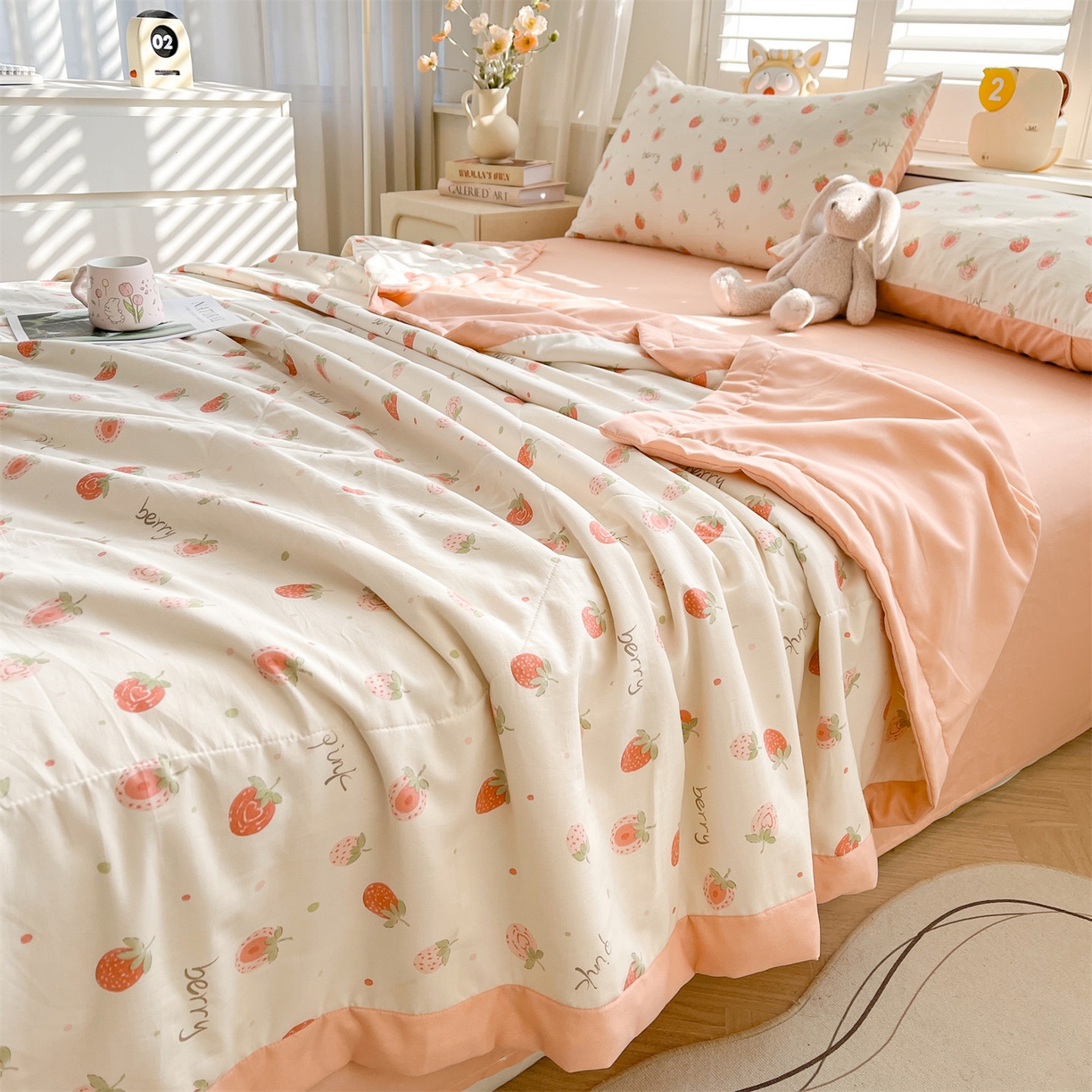 91家纺网 家纺一手货源 找家纺 梵蒂莎 【地板价】2026新品水洗棉新疆棉花夏被印花夏被格子小清新空调被被子被芯（需要买家秀，加微信） 草莓冰