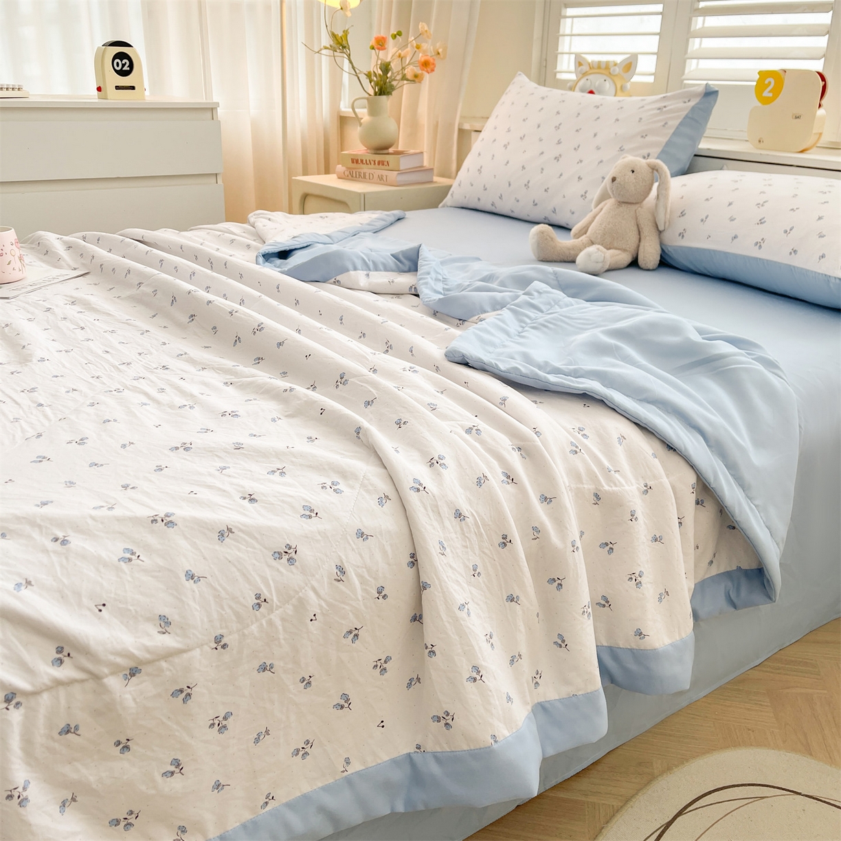 91家纺网 家纺一手货源 找家纺 梵蒂莎 【地板价】2026新品水洗棉新疆棉花夏被印花夏被格子小清新空调被被子被芯（需要买家秀，加微信） 花菲