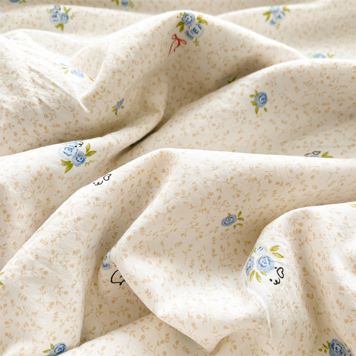 91家纺网 家纺一手货源 找家纺 梵蒂莎 【地板价】2026新品水洗棉新疆棉花夏被印花夏被格子小清新空调被被子被芯（需要买家秀，加微信） 兰花结