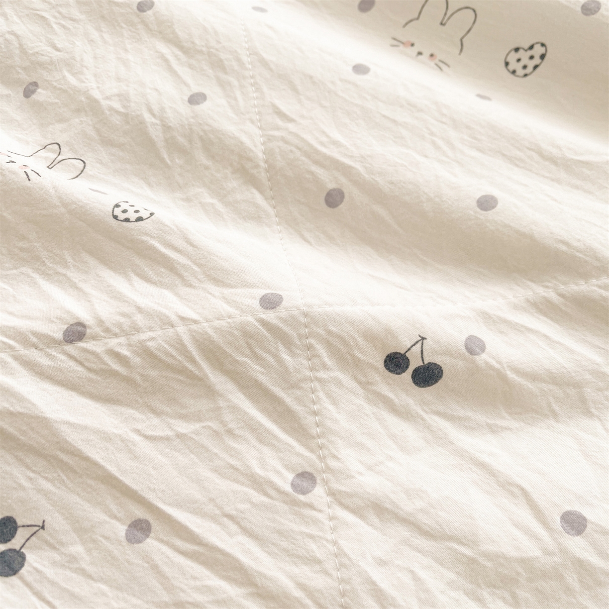 91家纺网 家纺一手货源 找家纺 梵蒂莎 【地板价】2026新品水洗棉新疆棉花夏被印花夏被格子小清新空调被被子被芯（需要买家秀，加微信） 舒芙蕾猫咪