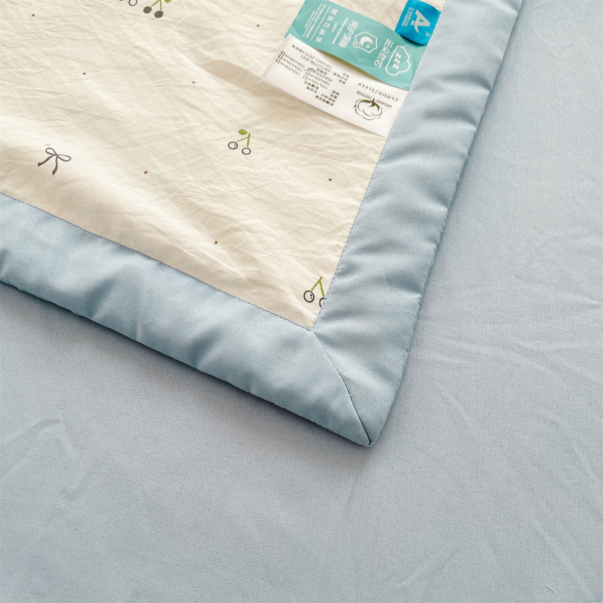 91家纺网 家纺一手货源 找家纺 梵蒂莎 【地板价】2026新品水洗棉新疆棉花夏被印花夏被格子小清新空调被被子被芯（需要买家秀，加微信） 小情调樱桃