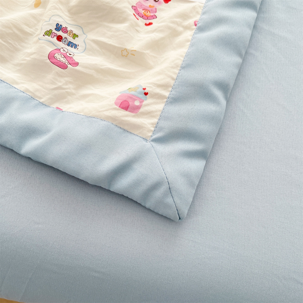 91家纺网 家纺一手货源 找家纺 梵蒂莎 【地板价】2026新品水洗棉新疆棉花夏被印花夏被格子小清新空调被被子被芯（需要买家秀，加微信） 小新控