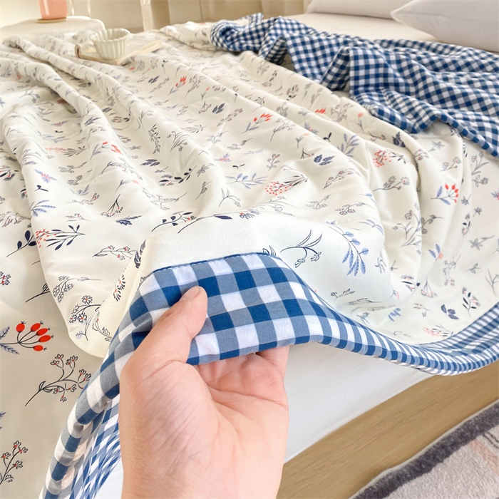 91家纺网 家纺一手货源 找家纺 梵蒂莎 【地板价】2026新品水洗棉新疆棉花夏被印花夏被格子小清新空调被被子被芯（需要买家秀，加微信） 摇曳星光