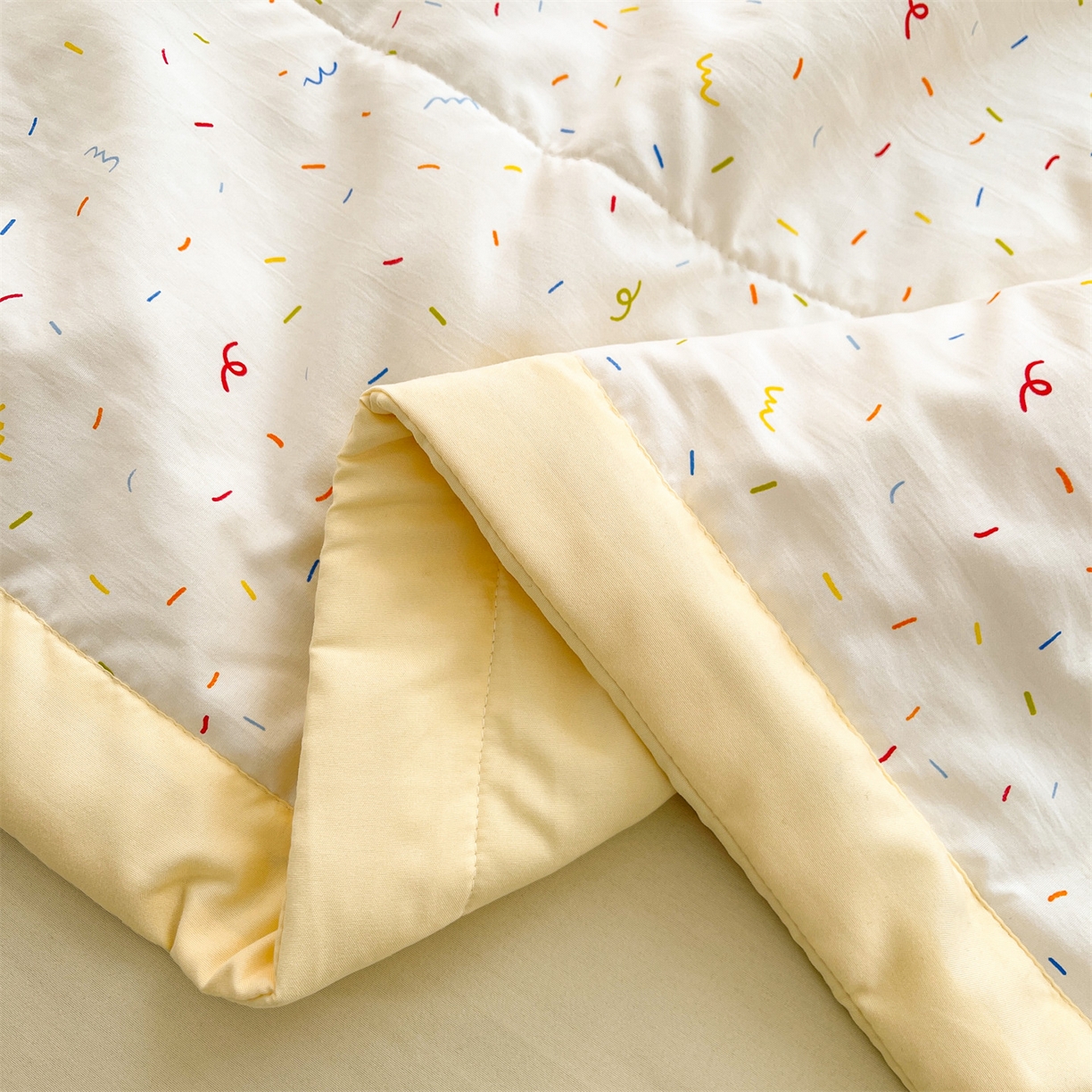 91家纺网 家纺一手货源 找家纺 梵蒂莎 【地板价】2026新品水洗棉新疆棉花夏被印花夏被格子小清新空调被被子被芯（需要买家秀，加微信） 芝士碎