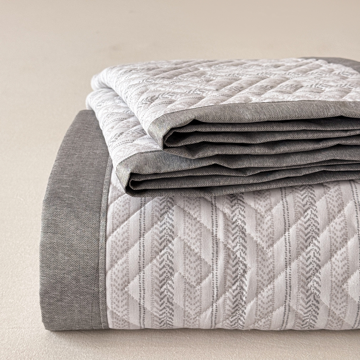 91家纺网 家纺一手货源 找家纺 慕尚家纺 2026新款百百棉全棉纯棉床席老粗布凉席席子 简希 米灰