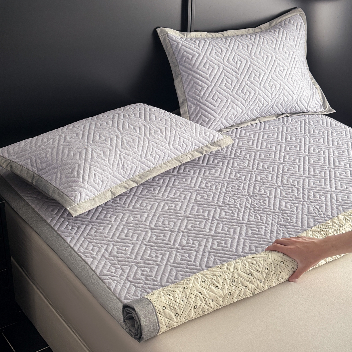 91家纺网 家纺一手货源 找家纺 慕尚家纺 2026新款百百棉全棉纯棉床席老粗布凉席席子 简希 深灰