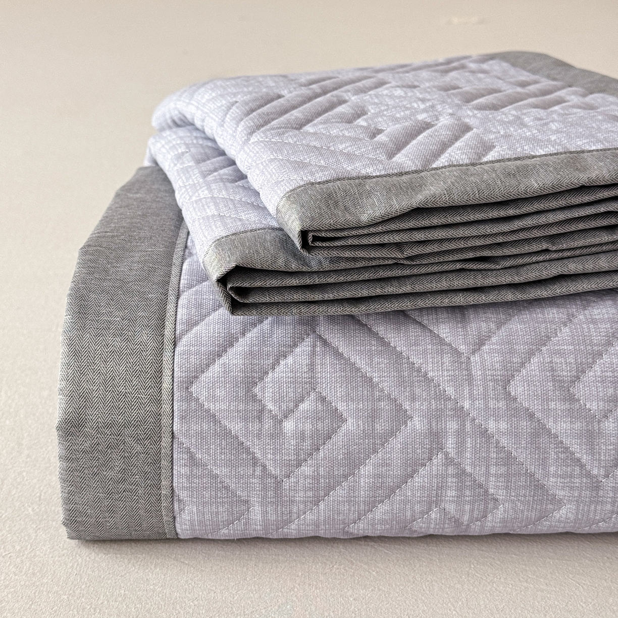 91家纺网 家纺一手货源 找家纺 慕尚家纺 2026新款百百棉全棉纯棉床席老粗布凉席席子 简希 深灰