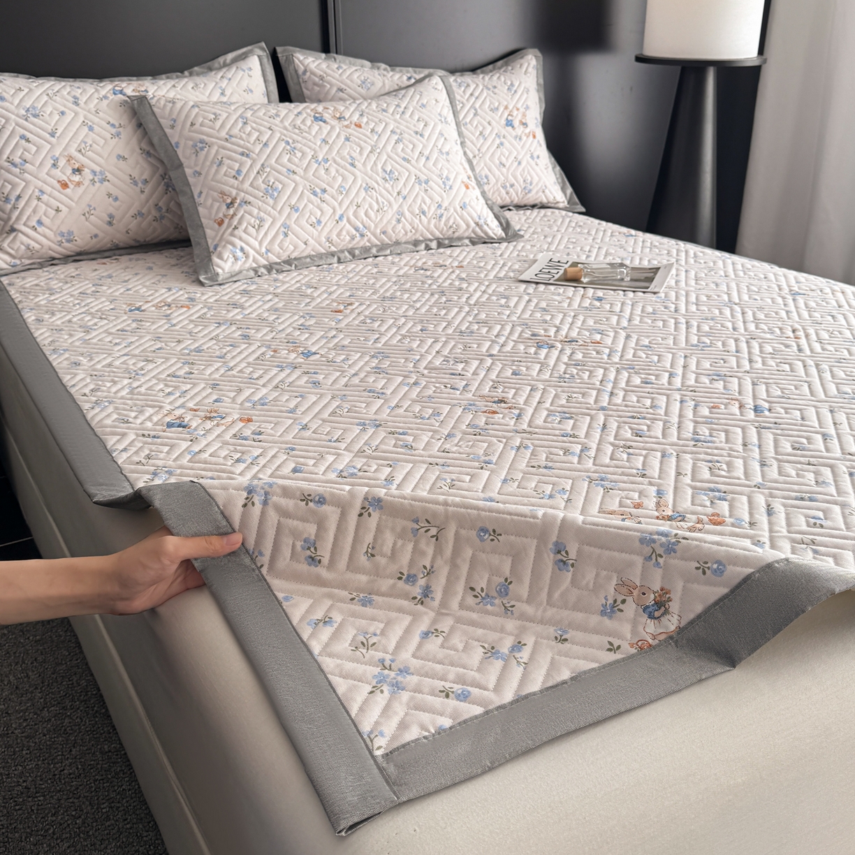 91家纺网 家纺一手货源 找家纺 慕尚家纺 2026新款百百棉全棉纯棉床席老粗布凉席席子 巧心兔