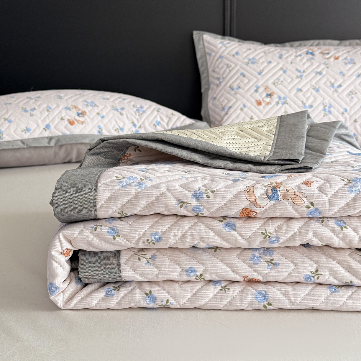 91家纺网 家纺一手货源 找家纺 慕尚家纺 2026新款百百棉全棉纯棉床席老粗布凉席席子 巧心兔