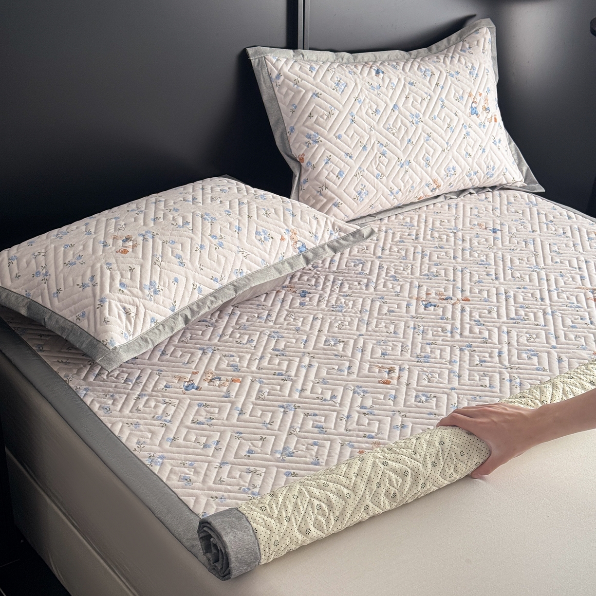 91家纺网 家纺一手货源 找家纺 慕尚家纺 2026新款百百棉全棉纯棉床席老粗布凉席席子 巧心兔