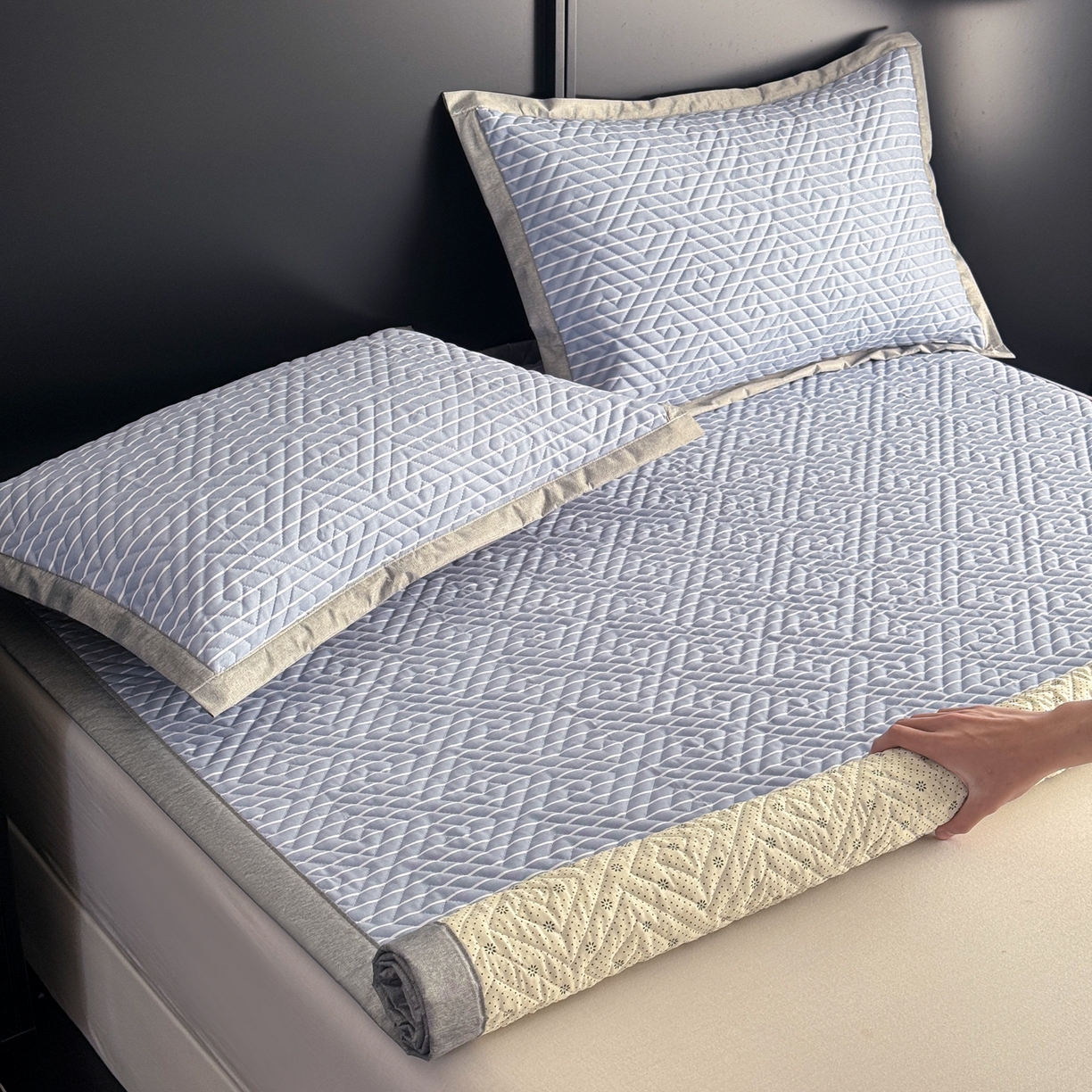 91家纺网 家纺一手货源 找家纺 慕尚家纺 2026新款百百棉全棉纯棉床席老粗布凉席席子 竖条简希