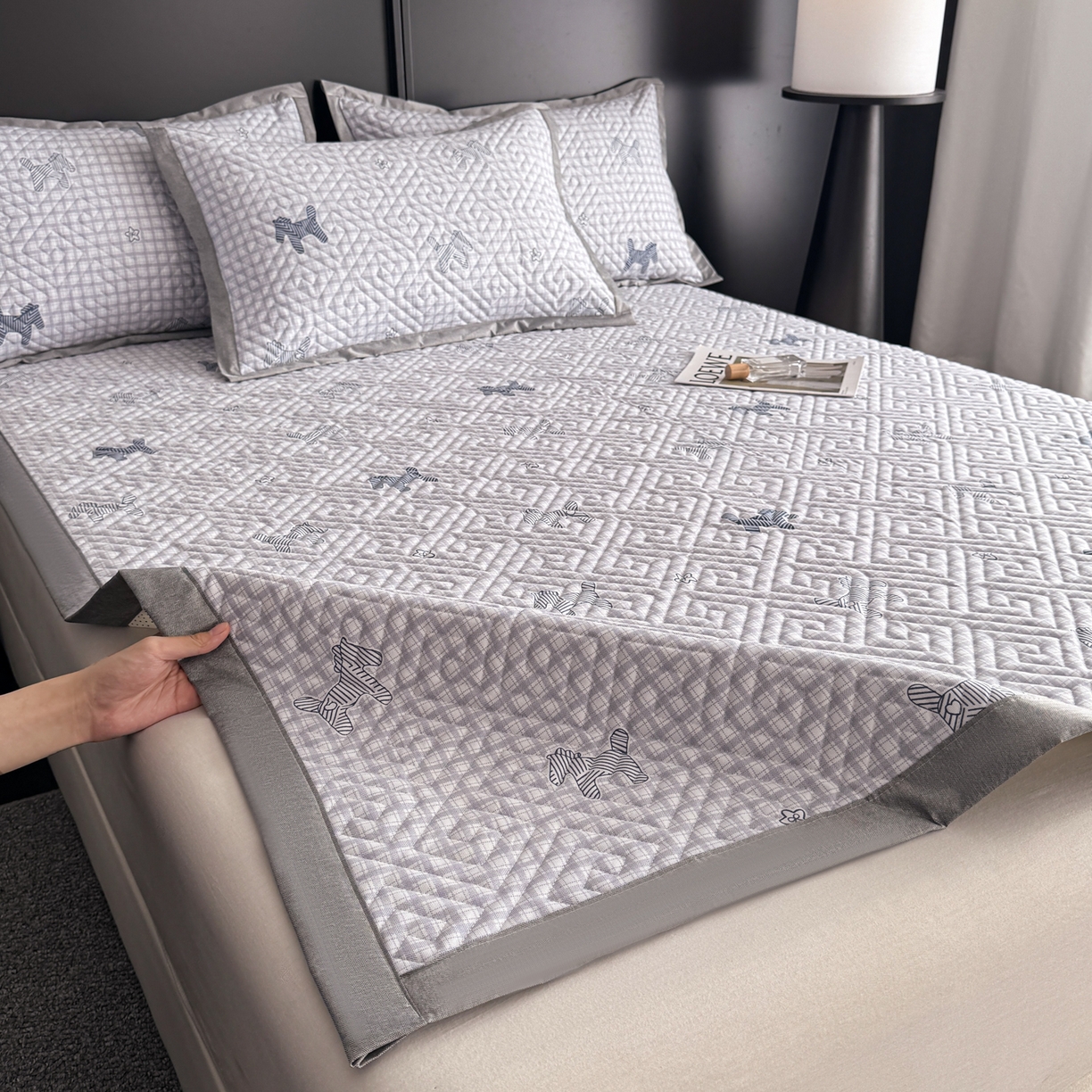 91家纺网 家纺一手货源 找家纺 慕尚家纺 2026新款百百棉全棉纯棉床席老粗布凉席席子 小斑马