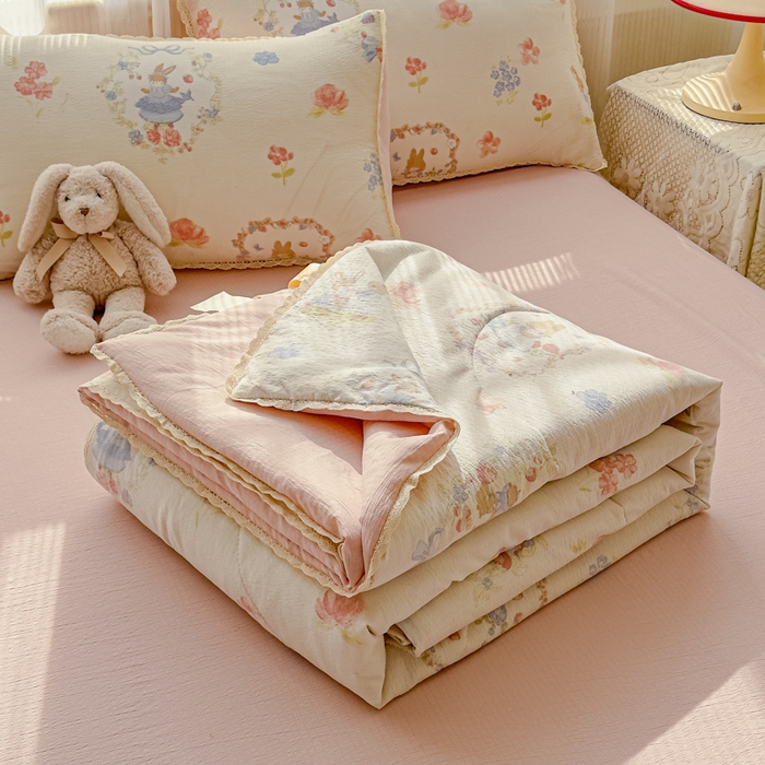 91家纺网 家纺一手货源 找家纺 （总）几禾 2026新款云感双层纱抗菌花边夏被-晴风系列