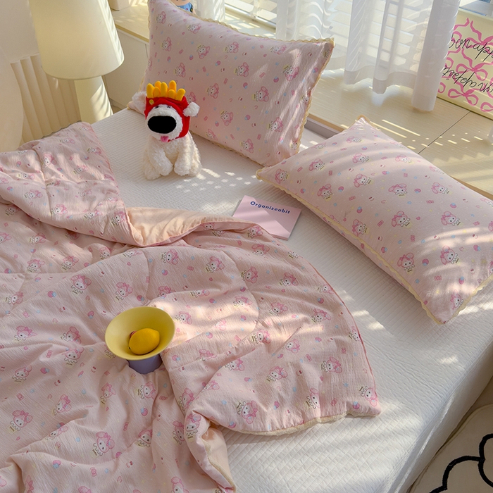 91家纺网 家纺一手货源 找家纺 几禾 2026新款云感双层纱抗菌花边夏被-晴风系列 晴风-猫系恋情