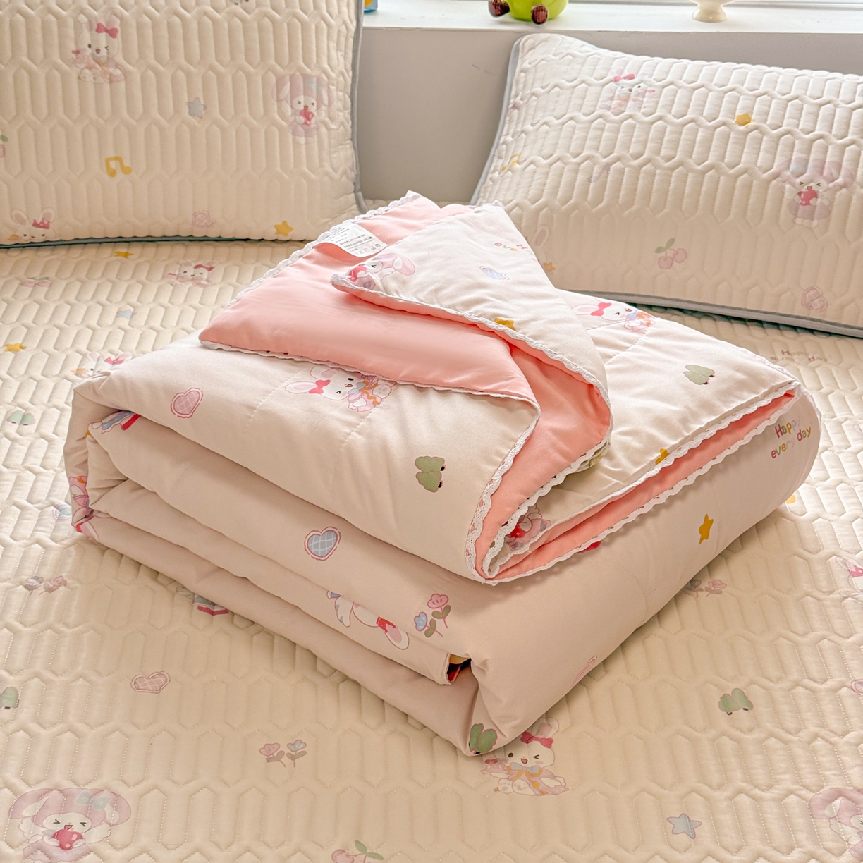 91家纺网 家纺一手货源 找家纺 慕尚家纺 2026新款水洗棉可爱小清新夏被空调被夏凉被 美美乐蒂