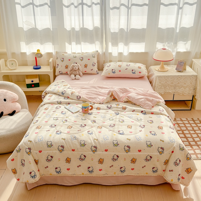 91家纺网 家纺一手货源 找家纺 几禾 2026新款云感双层纱抗菌花边夏被-晴风系列 晴风-像素小猫