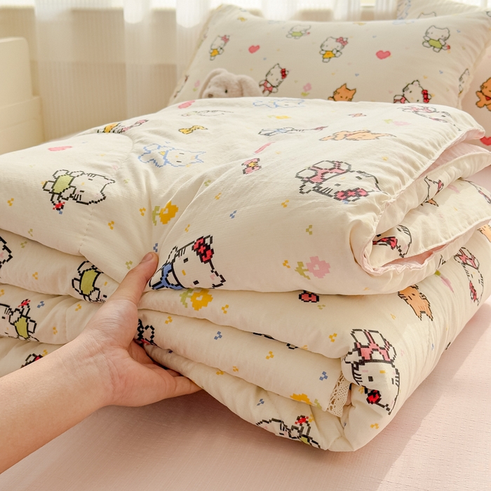 91家纺网 家纺一手货源 找家纺 几禾 2026新款云感双层纱抗菌花边夏被-晴风系列 晴风-像素小猫