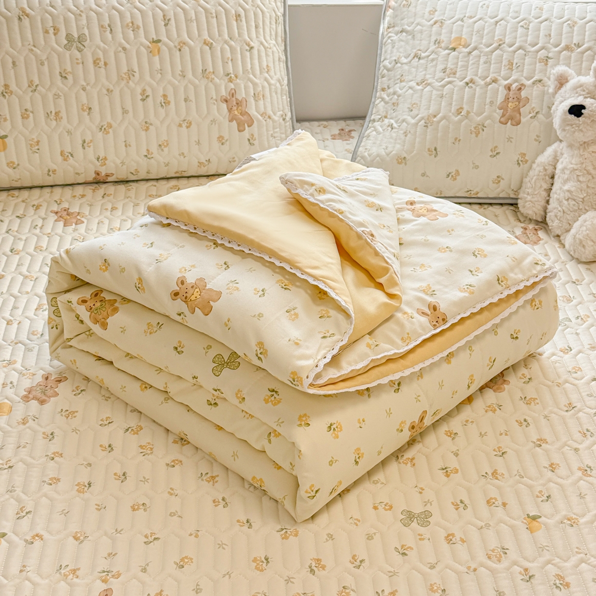 91家纺网 家纺一手货源 找家纺 慕尚家纺 2026新款水洗棉可爱小清新夏被空调被夏凉被 元气小熊