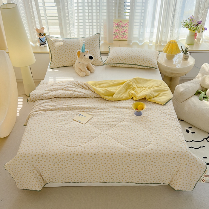 91家纺网 家纺一手货源 找家纺 几禾 2026新款云感双层纱抗菌花边夏被-晴风系列 晴风-小岛晴空