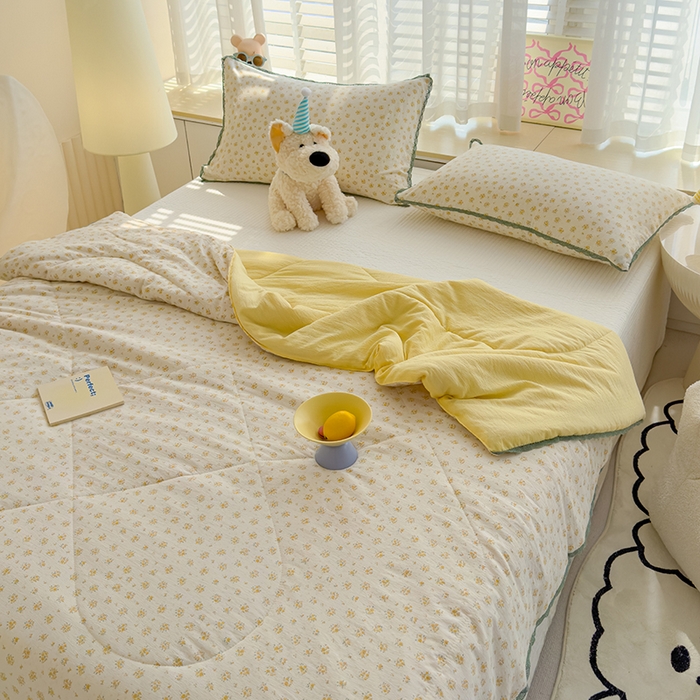 91家纺网 家纺一手货源 找家纺 几禾 2026新款云感双层纱抗菌花边夏被-晴风系列 晴风-小岛晴空