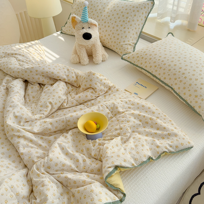 91家纺网 家纺一手货源 找家纺 几禾 2026新款云感双层纱抗菌花边夏被-晴风系列 晴风-小岛晴空