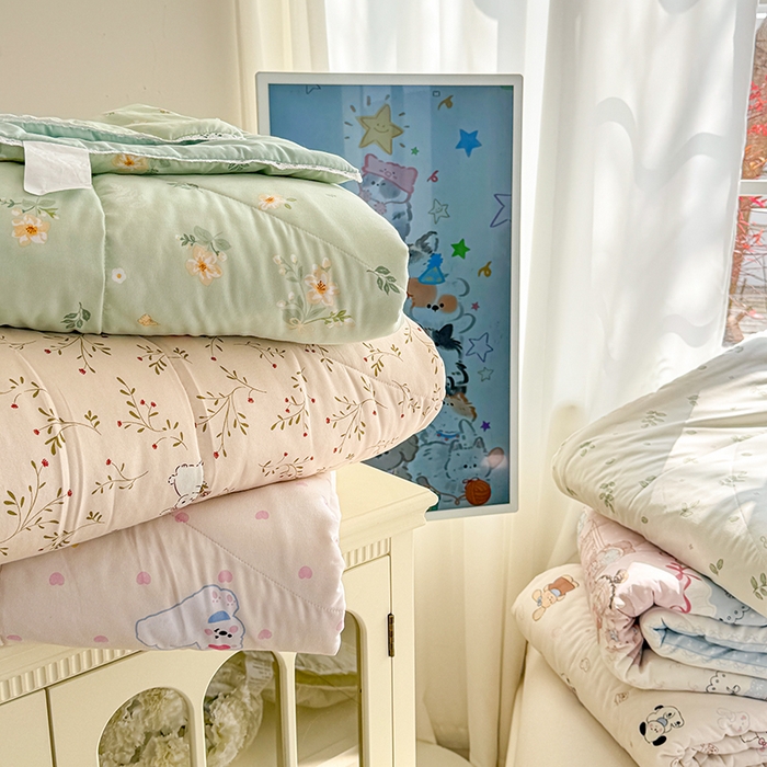 91家纺网 家纺一手货源 找家纺 慕尚家纺 2026新款水洗棉可爱小清新夏被空调被夏凉被 组合图仅供参考不可下单
