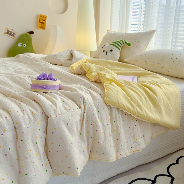 91家纺网 家纺一手货源 找家纺 几禾 2026新款云感双层纱抗菌花边夏被-晴风系列 晴风-小雪梨汁