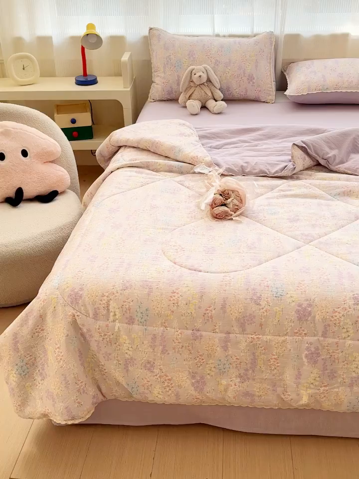 91家纺网 家纺一手货源 找家纺 几禾 2026新款云感双层纱抗菌花边夏被-晴风系列 晴风-薰衣草