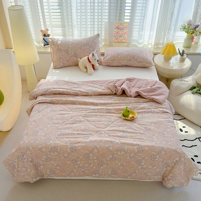 91家纺网 家纺一手货源 找家纺 几禾 2026新款云感双层纱抗菌花边夏被-晴风系列 晴风-夜樱月色