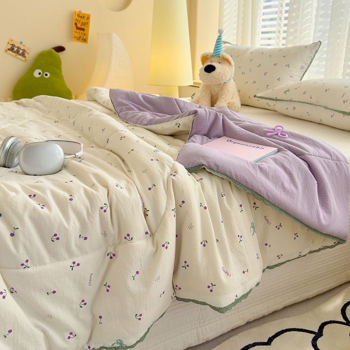 91家纺网 家纺一手货源 找家纺 几禾 2026新款云感双层纱抗菌花边夏被-晴风系列 晴风-芋泥葡萄