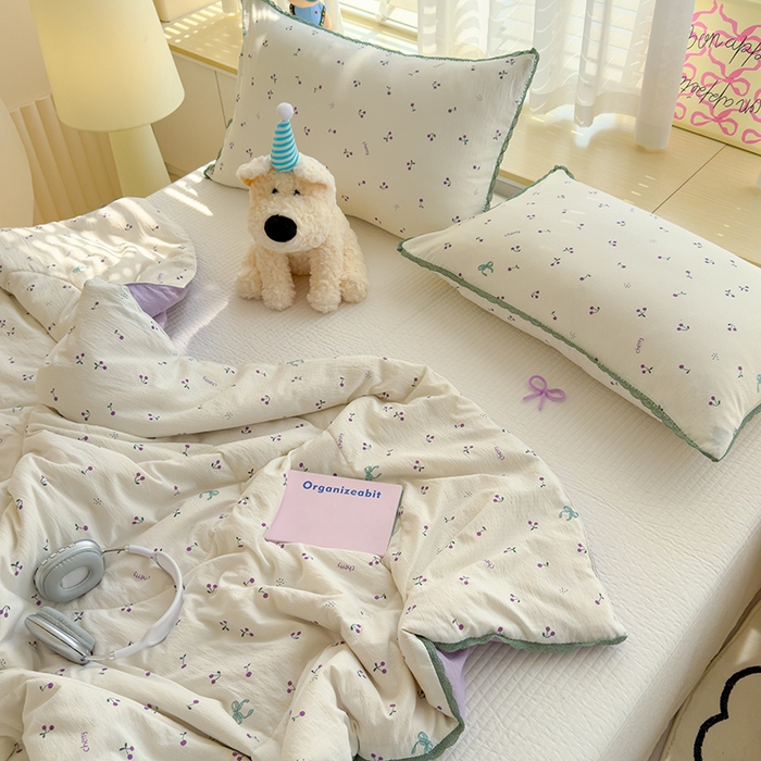 91家纺网 家纺一手货源 找家纺 几禾 2026新款云感双层纱抗菌花边夏被-晴风系列 晴风-芋泥葡萄