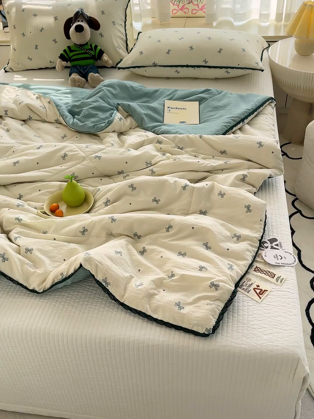 91家纺网 家纺一手货源 找家纺 几禾 2026新款云感双层纱抗菌花边夏被-晴风系列 晴风-执念-蓝