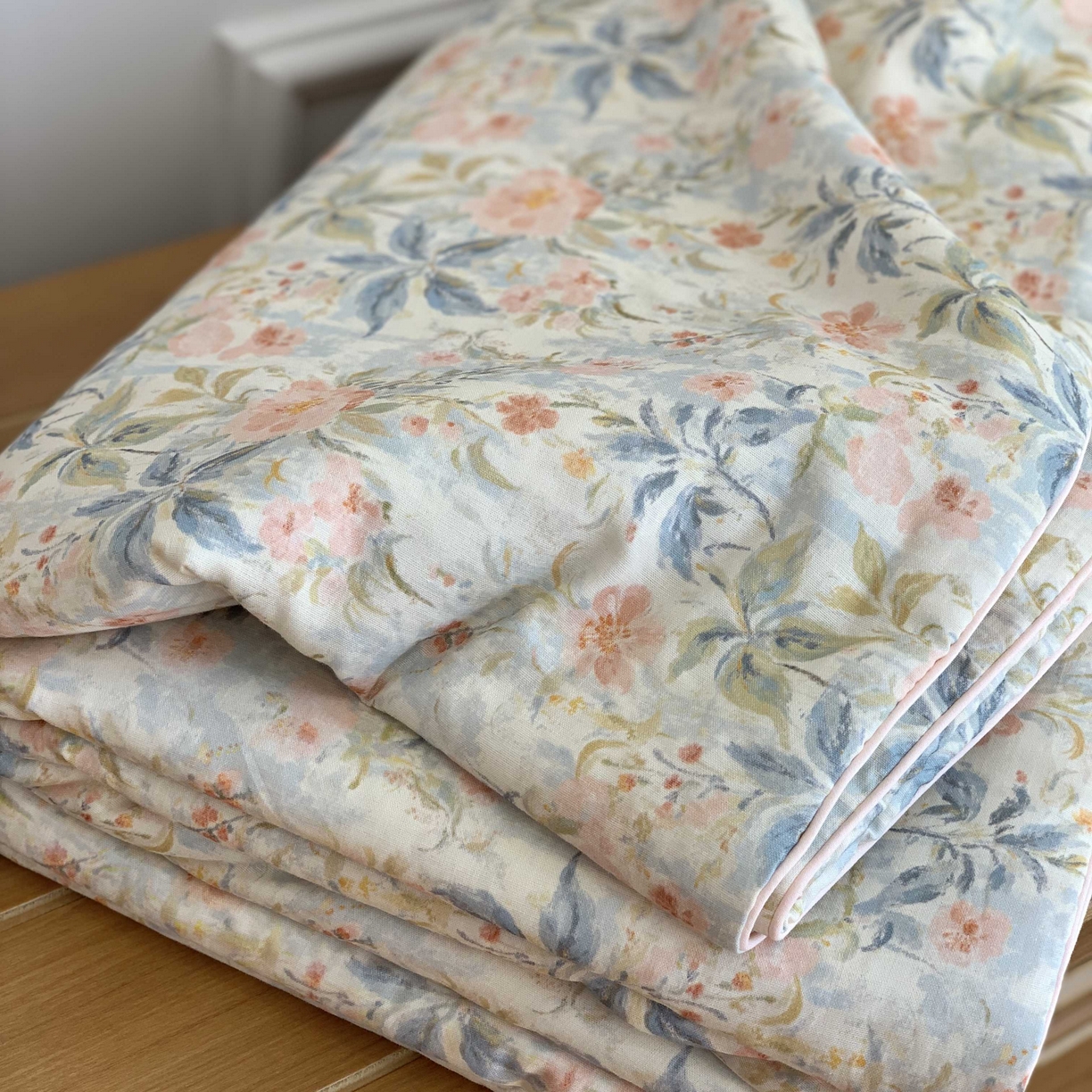 91家纺网 家纺一手货源 找家纺 源启生活 2026新款嵌绳夏被空调被 奈里