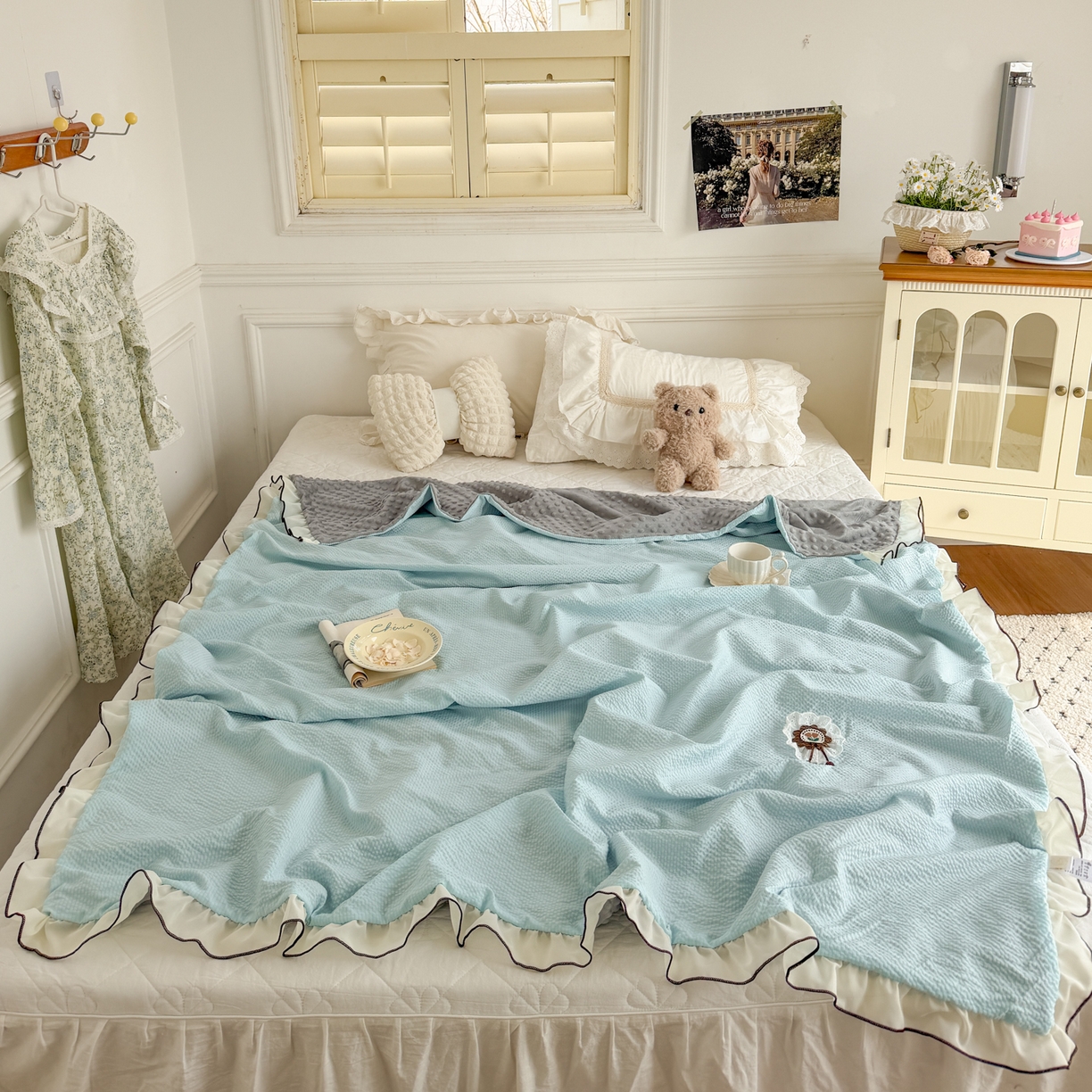 91家纺网 家纺一手货源 找家纺 潮邦创意家居 2026新款韩版花边奶芙豆豆夏被夏凉被空调被盖毯-纱雾时光系列 冰蓝气泡